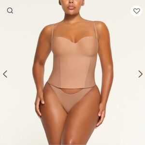 SKIMS BODY CORSET IN BRONZE XXS